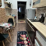 Center * Budapesta
