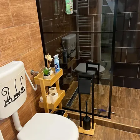 Apartment Center